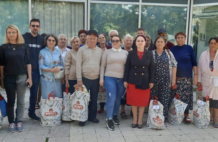 ASOCIAŢIA ATITUDINEA CIVICĂ IANCU MARIANA din GIURGIU a dăruit 20 de pachete cu produse alimentare  și a derulat activități civico-sociale şi de educaţie pentru sănătate